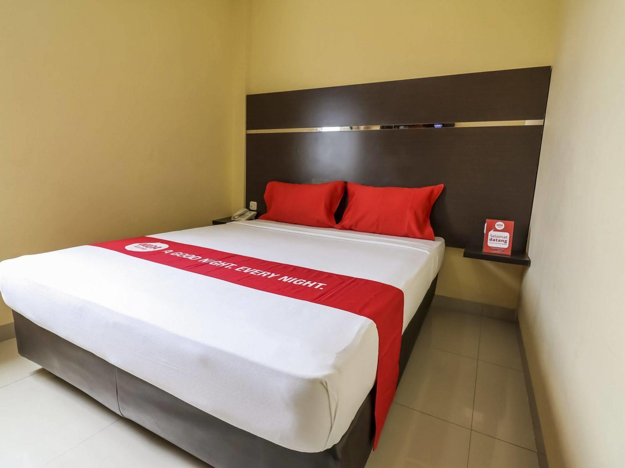 Nida Rooms Makassar Town Square Eksteriør bilde