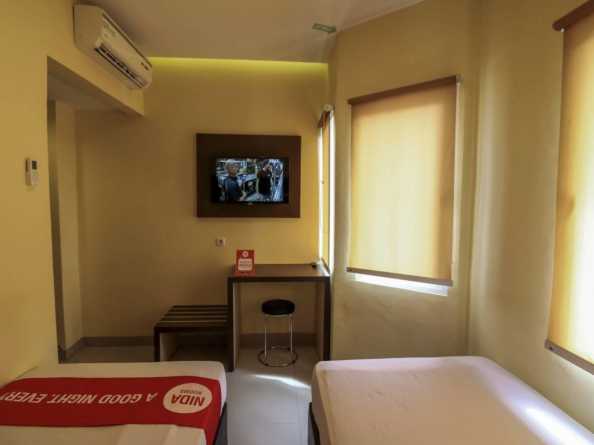 Nida Rooms Makassar Town Square Eksteriør bilde