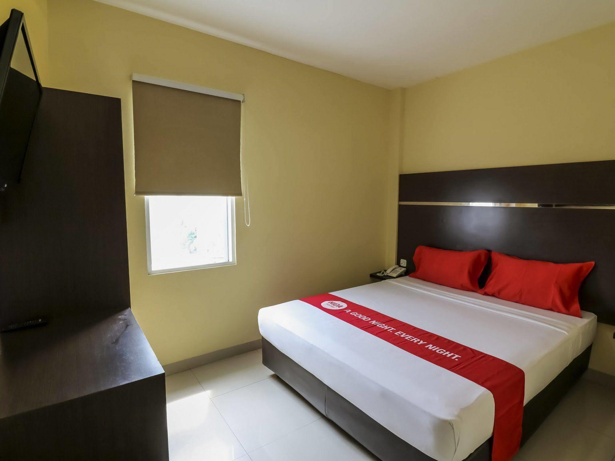 Nida Rooms Makassar Town Square Eksteriør bilde