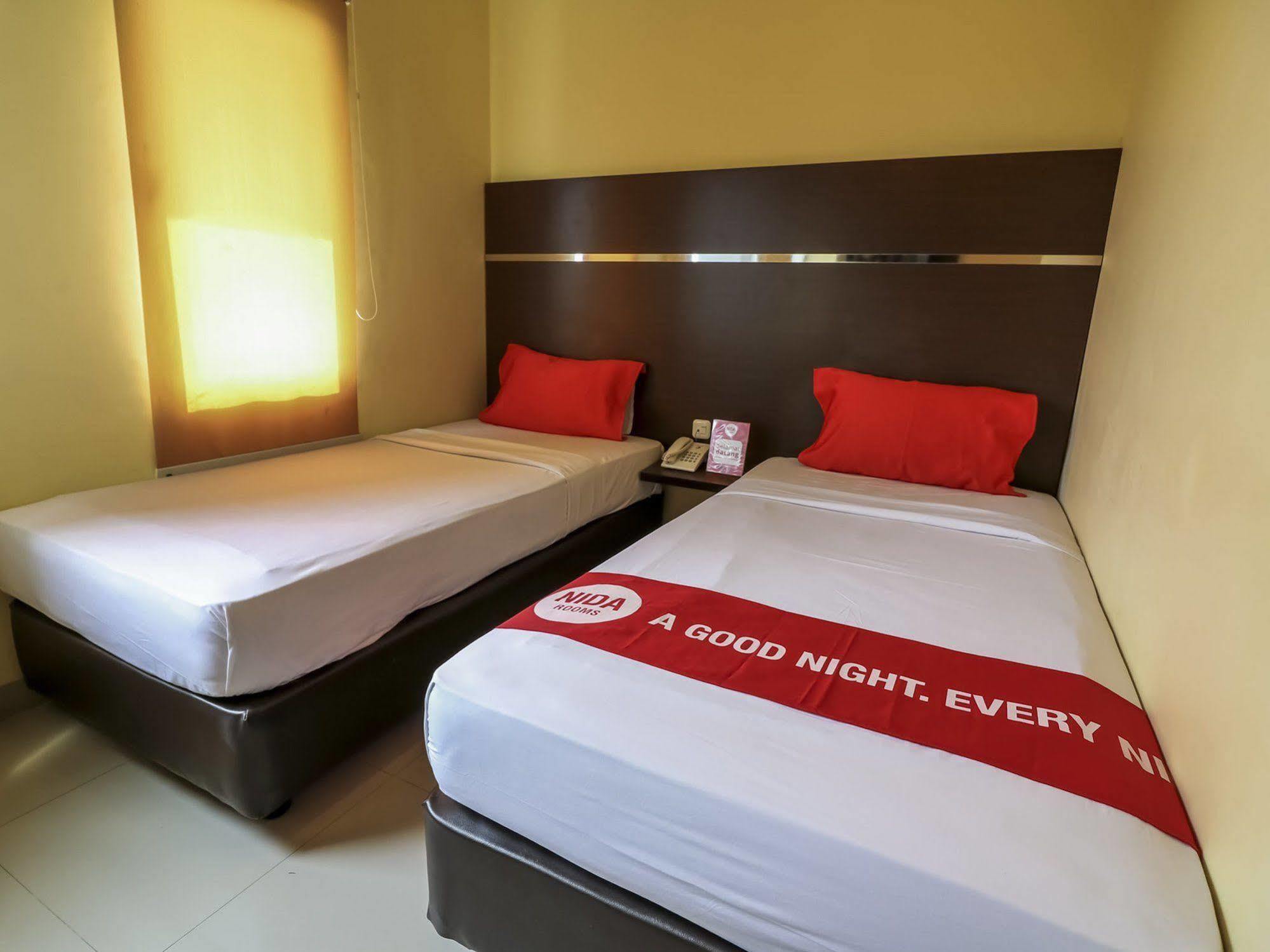 Nida Rooms Makassar Town Square Eksteriør bilde