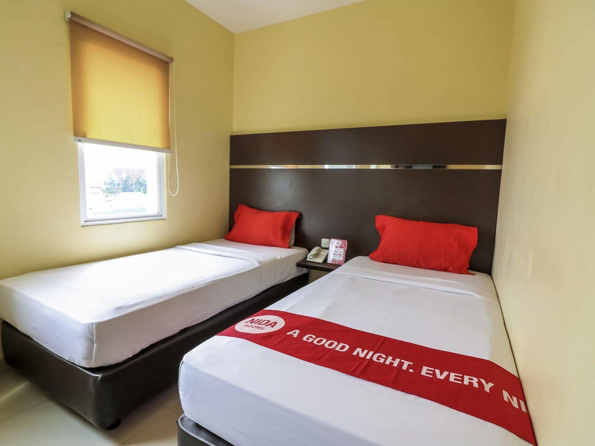 Nida Rooms Makassar Town Square Eksteriør bilde