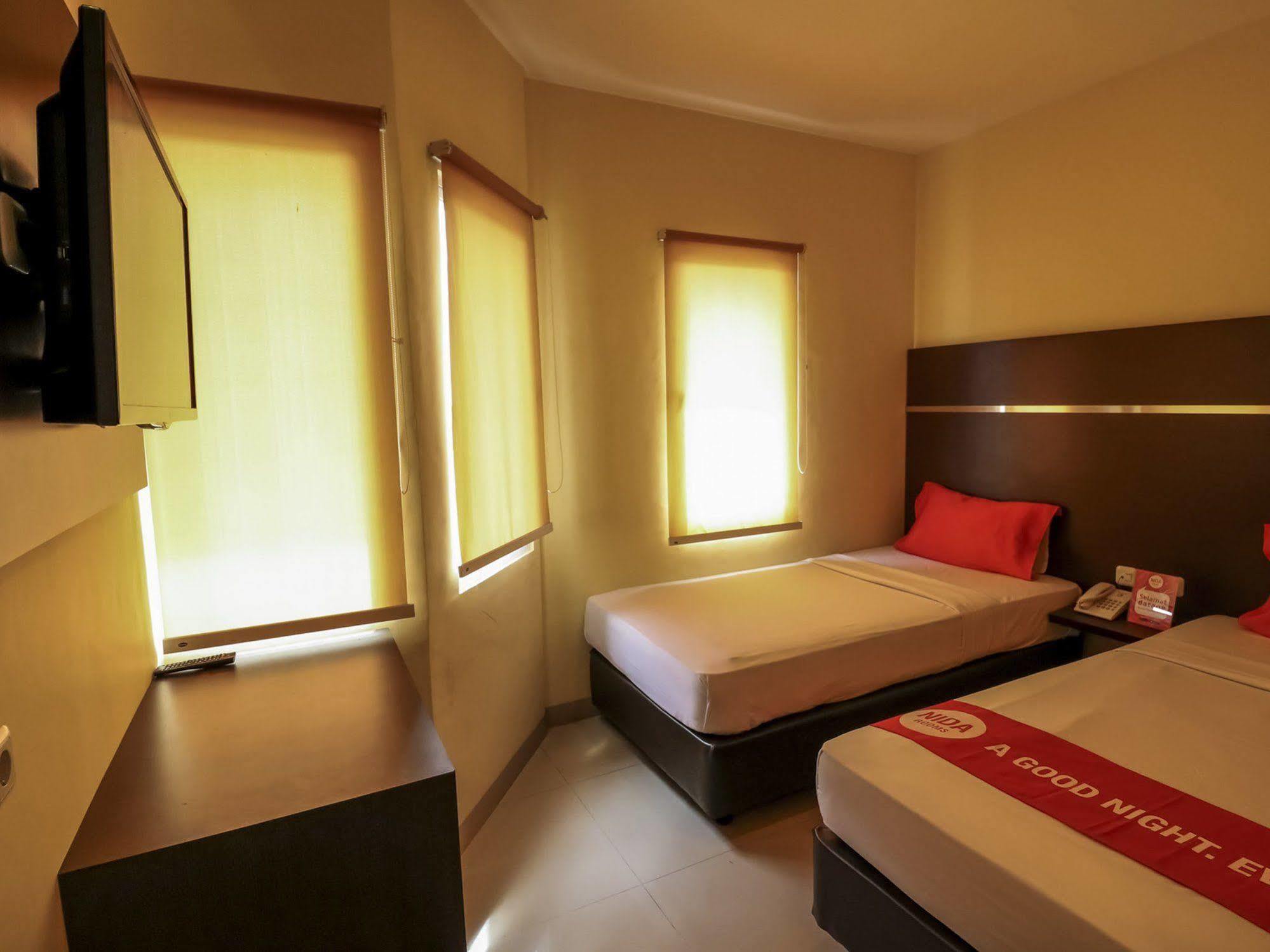 Nida Rooms Makassar Town Square Eksteriør bilde